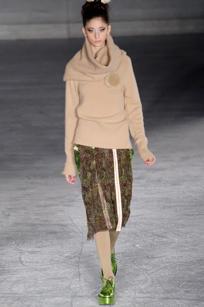 Look 19